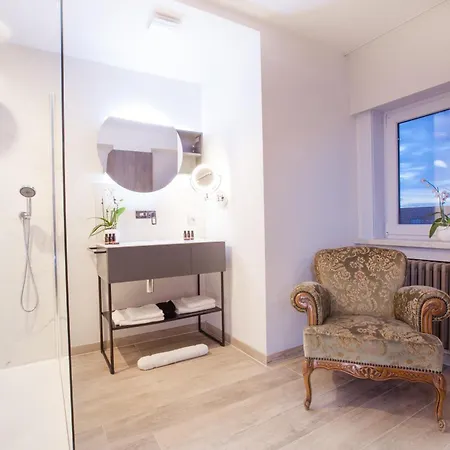 Tatil Evi In Front Of The Sea With Natural Swimming Pond